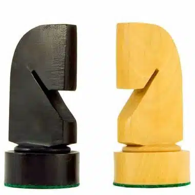 Schachspiel "Contemporary" aus ebonisiertem Buchsbaumholz