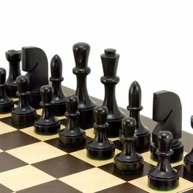 Schachspiel "Contemporary" aus ebonisiertem Buchsbaumholz