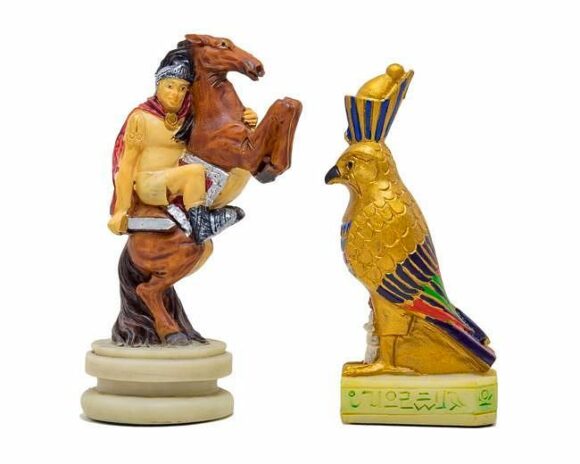 Schachspiel aus Kunstharz "Römer vs. Ägypter".