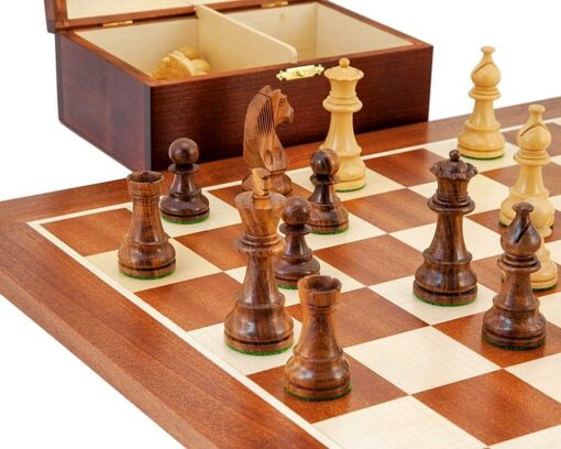 Grand Championship"-Set Schachbrett aus Ahorn- und Mahagoniholz, Schachspiel aus Rosenholz & Aufbewahrungsbox aus Birkenholz