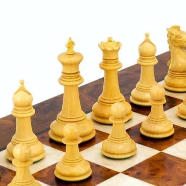 Alternative view of Set Madrid II Schachbrett aus Ulmen- und Heideholz lackiert & Schachspiel aus rotem Sandelholz