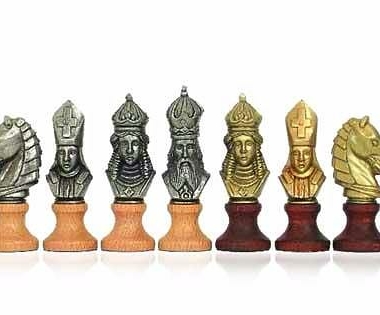 Schachspiel "Moncada" aus Holz und Metall