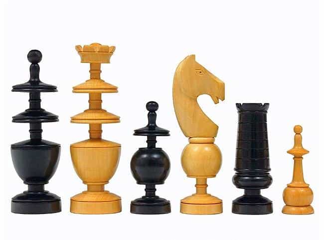 Jeu d'Echecs "Regence Française" en Bois de Buis Ebonisé