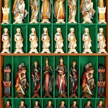 Jeu d'Echecs "Renaissance Peint à l'Huile" en Bois des Alpes Massif Sculpté Traditionnellement