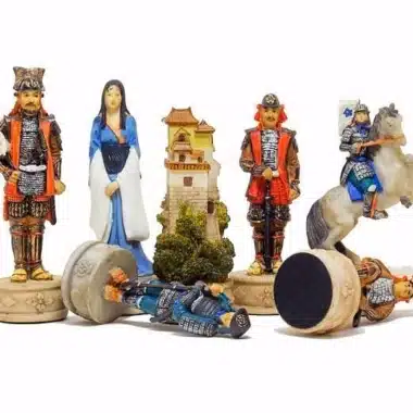 Handbemaltes Schachspiel "Samurai" aus Harz