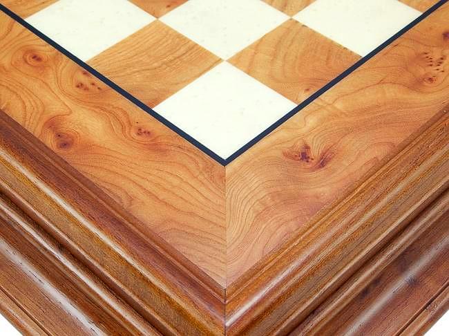 Supreme III Set Schachbrett aus Heideholz und Ulme & Schachspiel aus Rosenholz – Bild 7