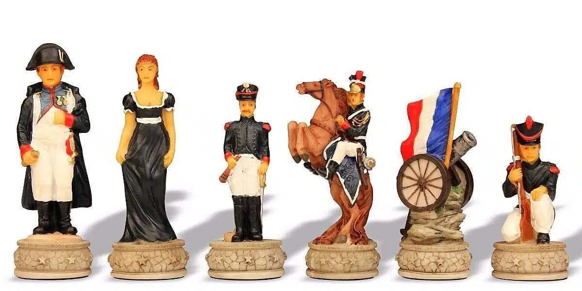 Historisches Schachset Schlacht von Waterloo mit Schachbrett aus Rosenholz und Stauraum – Bild 2