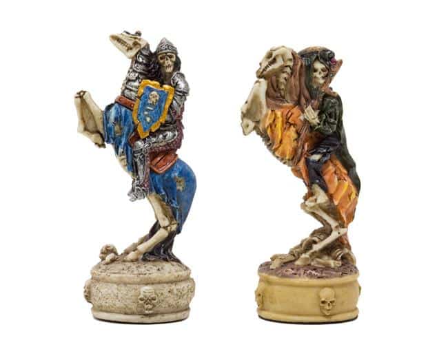 Schachspiel aus Zombie-Harz – Bild 6