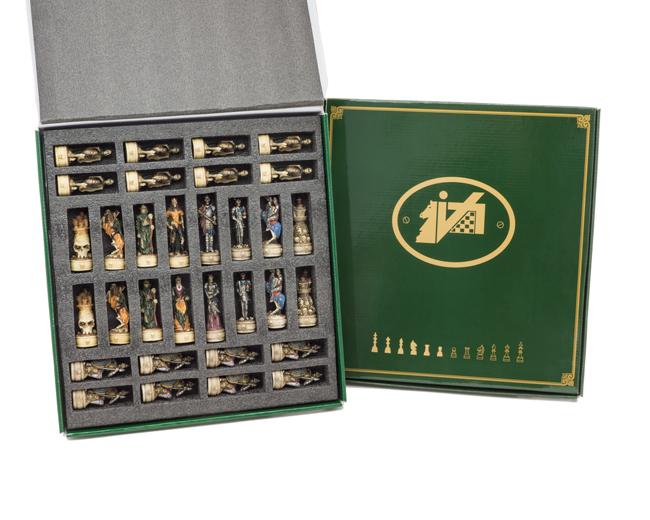 Schachspiel aus Zombie-Harz – Bild 18