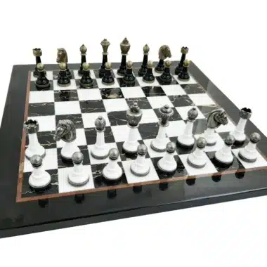 Staunton Design X Set Schachspiel und Schachbrett aus schwarzem und weißem Marmor