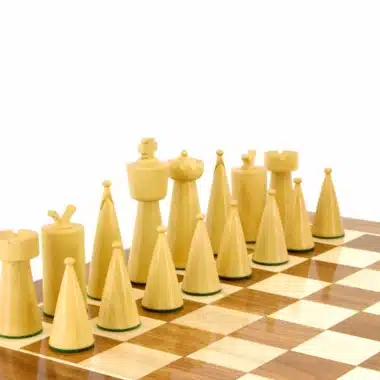 Art-Deco-Schachspiel aus Sheeshamholz und Buchsbaumholz