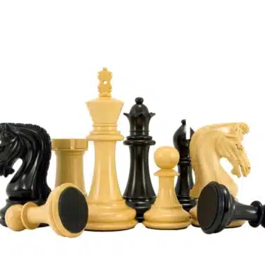 Schachspiel Canterbury Knight de Luxe aus Ebenholz und Buchsbaumholz