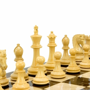 Schachspiel Canterbury Knight de Luxe aus Ebenholz und Buchsbaumholz