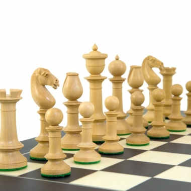 Schachspiel Nord Upright aus Ebenholz und Buchsbaumholz