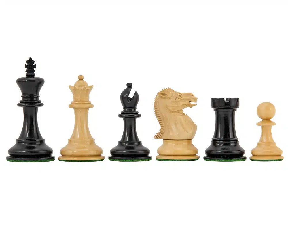 Staunton-Schachspiel aus Buchsbaumholz und Ebenholz Highgrove-Serie