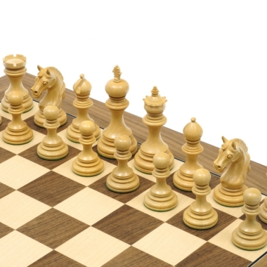Schachspiel Garvi aus Buchsbaum- und Ebenholz