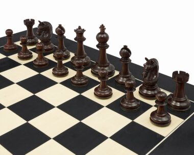 Schachspiel La Valletta aus Buchsbaumholz und Rotholz