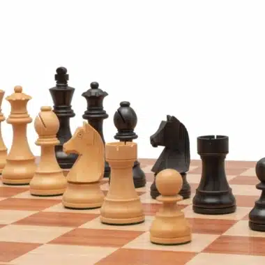 Schachspiel Down Head aus Buchsbaumholz und entkerntem Buchsbaumholz