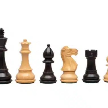 Klassisches Staunton-Schachspiel aus Buchsbaumholz und entrindetem Buchsbaumholz