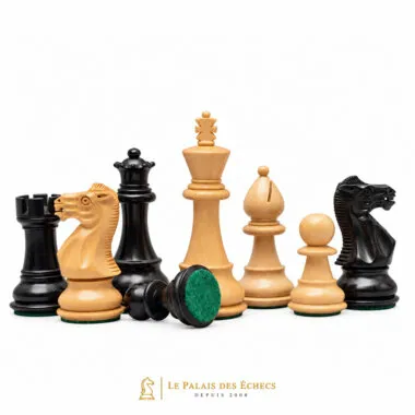 Klassisches Staunton-Schachspiel aus Buchsbaumholz und entrindetem Buchsbaumholz