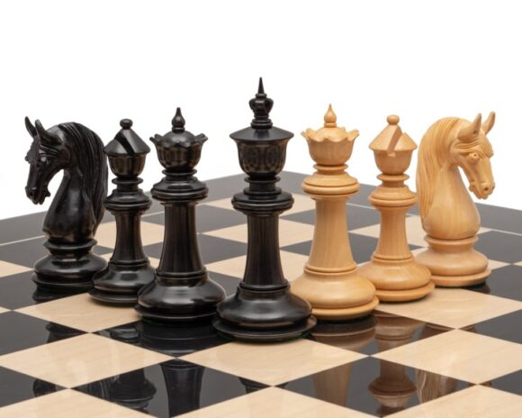 Blackburne de Luxe Schachspiel aus Ebenholz und Buchsbaumholz