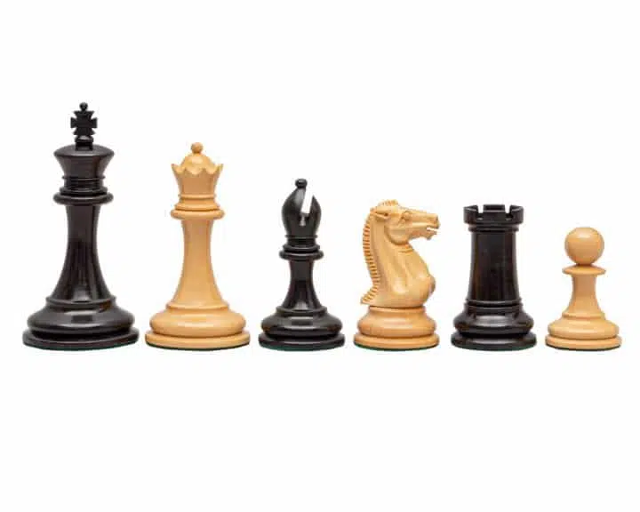 Rochester Schachspiel aus Buchsbaum- und Ebenholz