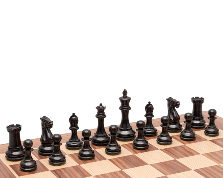 Traditionelles Windsor-Schachspiel - Schachbrett aus Nussbaum und Ahorn & Figuren aus Buchsbaum und Ebenholz – Bild 2