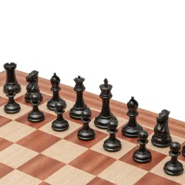 Staunton Sovereign Chess Set - Schachbrett aus Mahagoni- und Birkenholz & Figuren aus entbonisiertem Buchsbaumholz