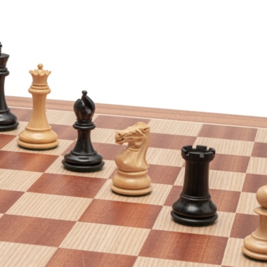 Staunton Sovereign Chess Set - Schachbrett aus Mahagoni- und Birkenholz & Figuren aus entbonisiertem Buchsbaumholz