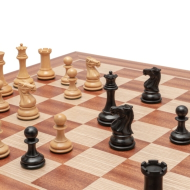 Staunton Sovereign Chess Set - Schachbrett aus Mahagoni- und Birkenholz & Figuren aus entbonisiertem Buchsbaumholz