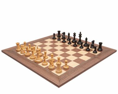 Schachspiel Rochester - Schachbrett aus Walnuss- und Ahornholz & Figuren aus Buchsbaum- und Ebenholz