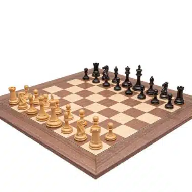 Schachspiel Rochester - Schachbrett aus Walnuss- und Ahornholz & Figuren aus Buchsbaum- und Ebenholz
