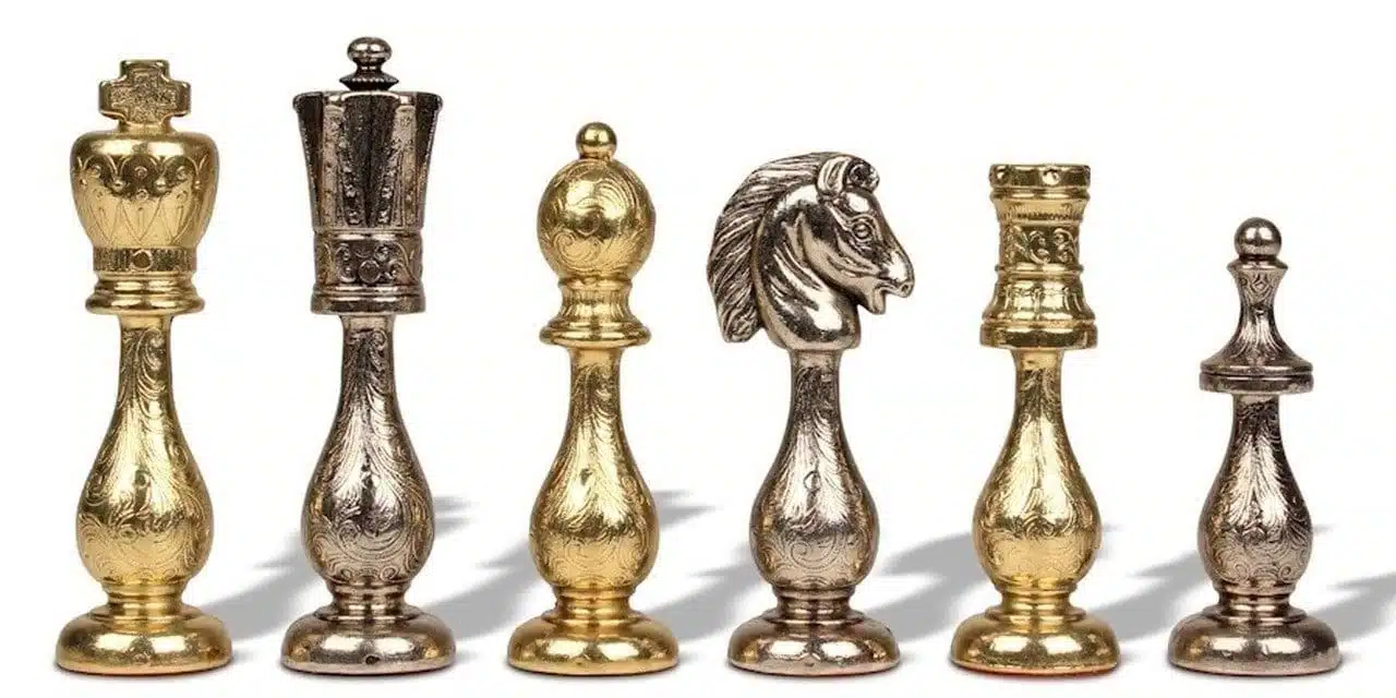 Arabesque Schachspiel - Schachbrett - Backgammon und Damespiel aus Kunstleder & Schachfiguren aus Metall – Bild 2
