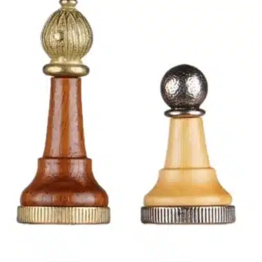 Klassisches Schachspiel - Schachbrett - Backgammon und Damespiel aus Kunstleder mit Aufbewahrung & Holz- und Metallteilen – Bild 9