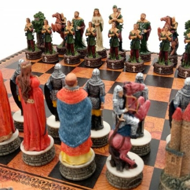 Robin Hood Schachspiel - Schachbrett - Backgammon und Damespiel aus Kunstleder mit Aufbewahrung & Spielfiguren aus Harz