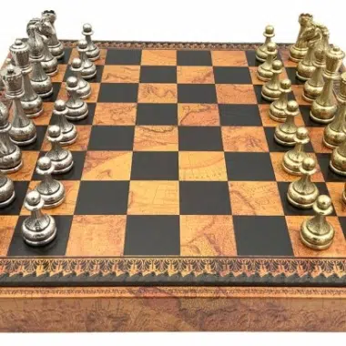 Flowered Chess Set - Schachbrett - Backgammon und Damespiel aus Kunstleder mit Aufbewahrung & Schachfiguren aus Metall