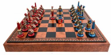 Ägyptisches Schachspiel - Schachbrett - Backgammon und Damespiel aus Kunstleder & Metallteilen