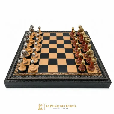 Klassisches Schachspiel - Schachbrett und Backgammon mit Kunstlederaufbewahrung & Holz- und Metallteilen