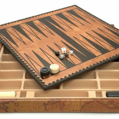 Klassisches Schachspiel - Schachbrett - Backgammon und Damespiel aus Kunstleder mit Aufbewahrung & Metall- und Holzteilen
