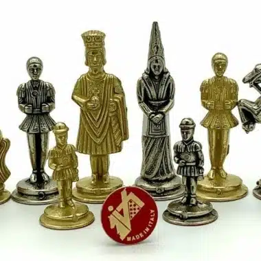 Alternative view of Kleines Camelot-Schachspiel - Schachbrett aus Kunstleder mit Aufbewahrung & Metallteilen