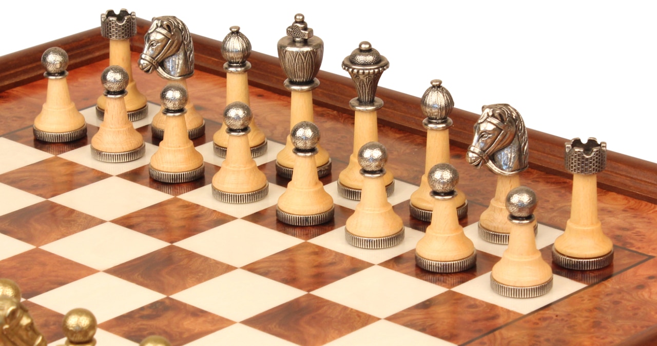 Klassisches Schachspiel - Schachbrett aus Erlenholz und Wurzelholz mit Schublade & Figuren aus Metall und Holz – Bild 3