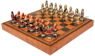 Moncada-Schachspiel - Schachbrett - Backgammon und Damespiel aus Kunstleder & handbemalten Metallteilen
