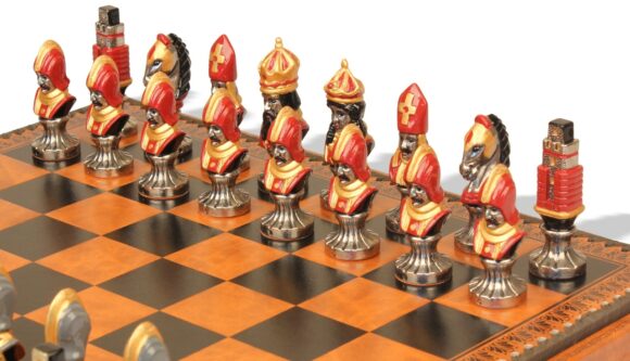Moncada-Schachspiel - Schachbrett - Backgammon und Damespiel aus Kunstleder & handbemalten Metallteilen