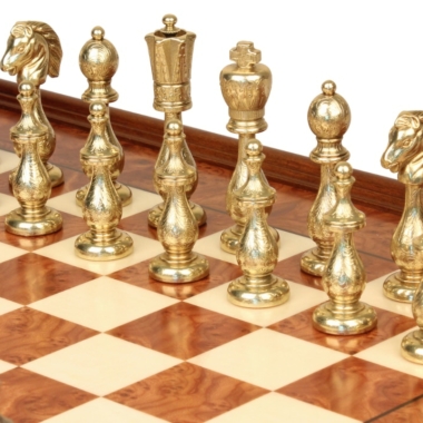 Jeu d'Échecs Arabesque - Échiquier en bois de Bruyère et Bois d'Orme avec tiroir & Pièces en métal