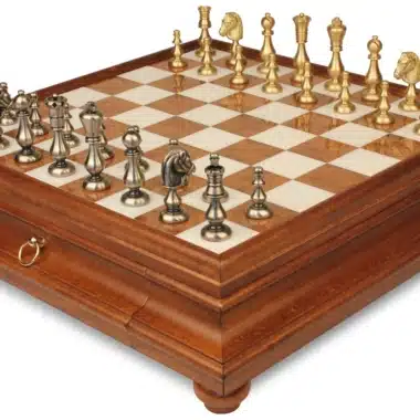Orientalisches Schachspiel - Schachbrett aus Holz und toskanischem Alabaster mit Schublade & Figuren aus massivem Messing