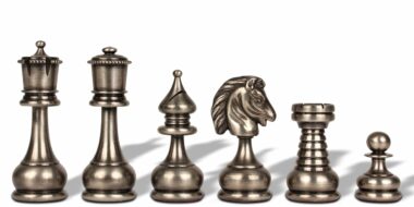 Schachspiel Großes persisches Set - Schachbrett - Backgammon und Damespiel aus Kunstleder & massiven Messingteilen