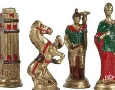 Schachspiel Römer gegen Barbaren - Schachbrett - Backgammon und Dame aus Kunstleder mit Aufbewahrung & Metallteilen – Bild 6