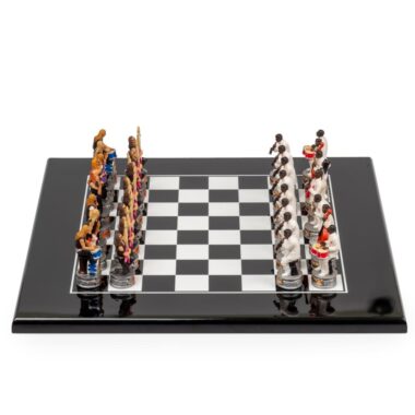 Schachspiel Jazz vs Rock - Schachbrett aus schwarz lackiertem Holz & Schachfiguren aus Harz
