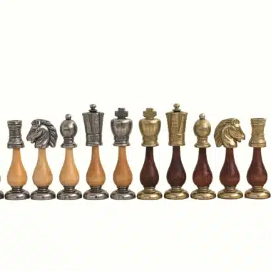 Schachfiguren Arabesque aufgereiht, Ausführung in Holz, Silber und Gold
