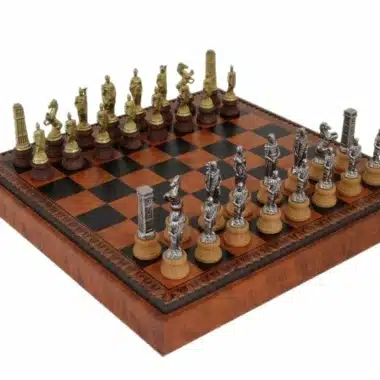 Römisches vs. Barbarisches Schachspiel - Schachbrett, Dame und Backgammon aus braunem / schwarzem Kunstleder mit Aufbewahrungsfach & Schachspiel aus Metall und Holz